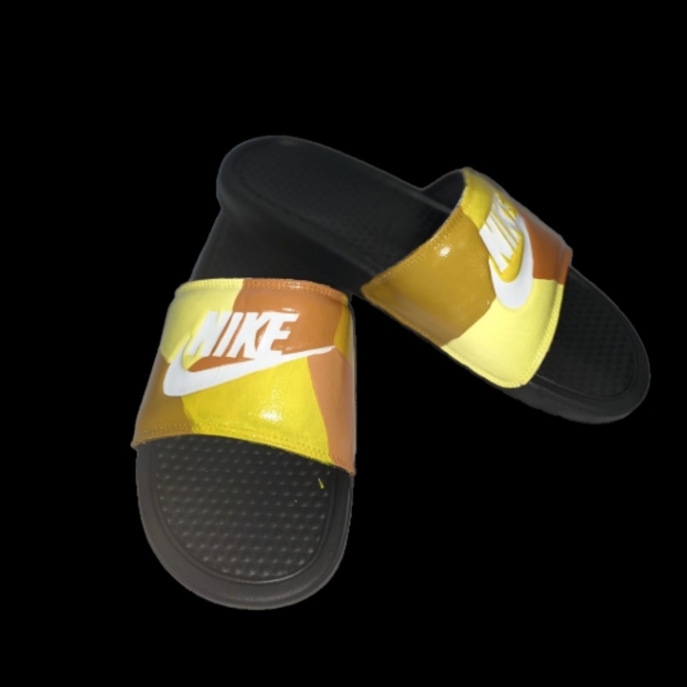 Monochromatic slides